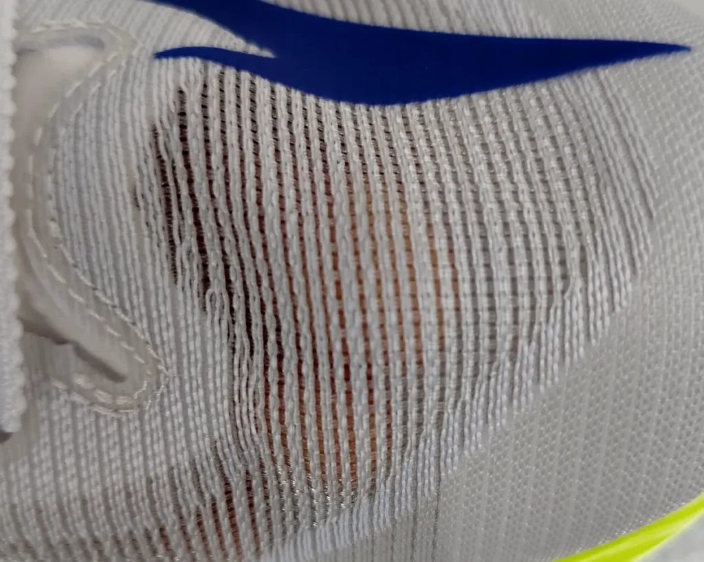 Mizuno Hyperwarp Pure (36) Mizuno Hyperwarp Pure (36)